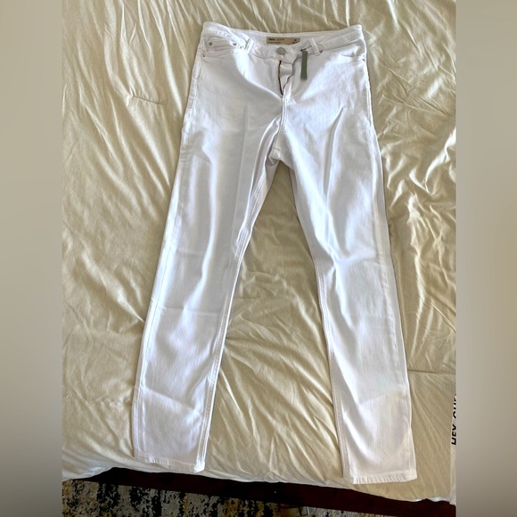 ASOS white Ridley skinny high rise jeans brand new size 32W and 30W available - Picture 1 of 6
